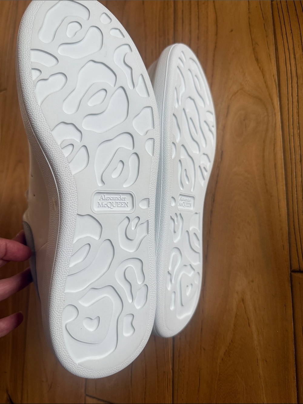 Alexander McQueen White Leather Sneakers with Light Gray Heel - Picture 8 of 9